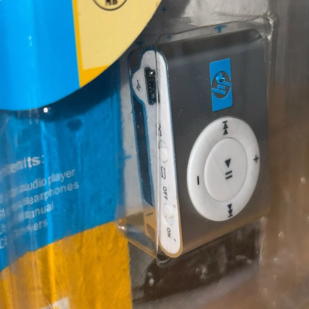 HP Mini MP3 Player MM-MP3-537 128 MB Silver Digital Audio Player New In Box